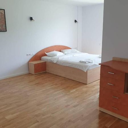 Garden Leisure Apartments Brassó Kültér fotó